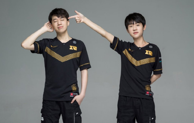 格上有所坚 格上有所坚