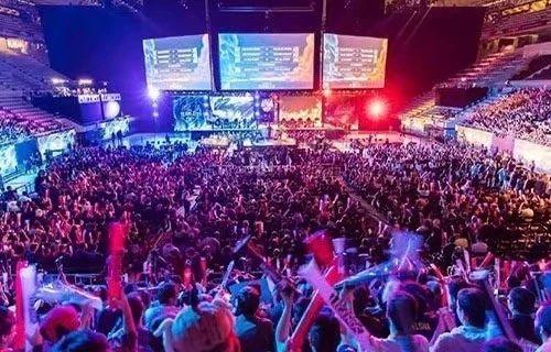 场给了球队 场给了球队